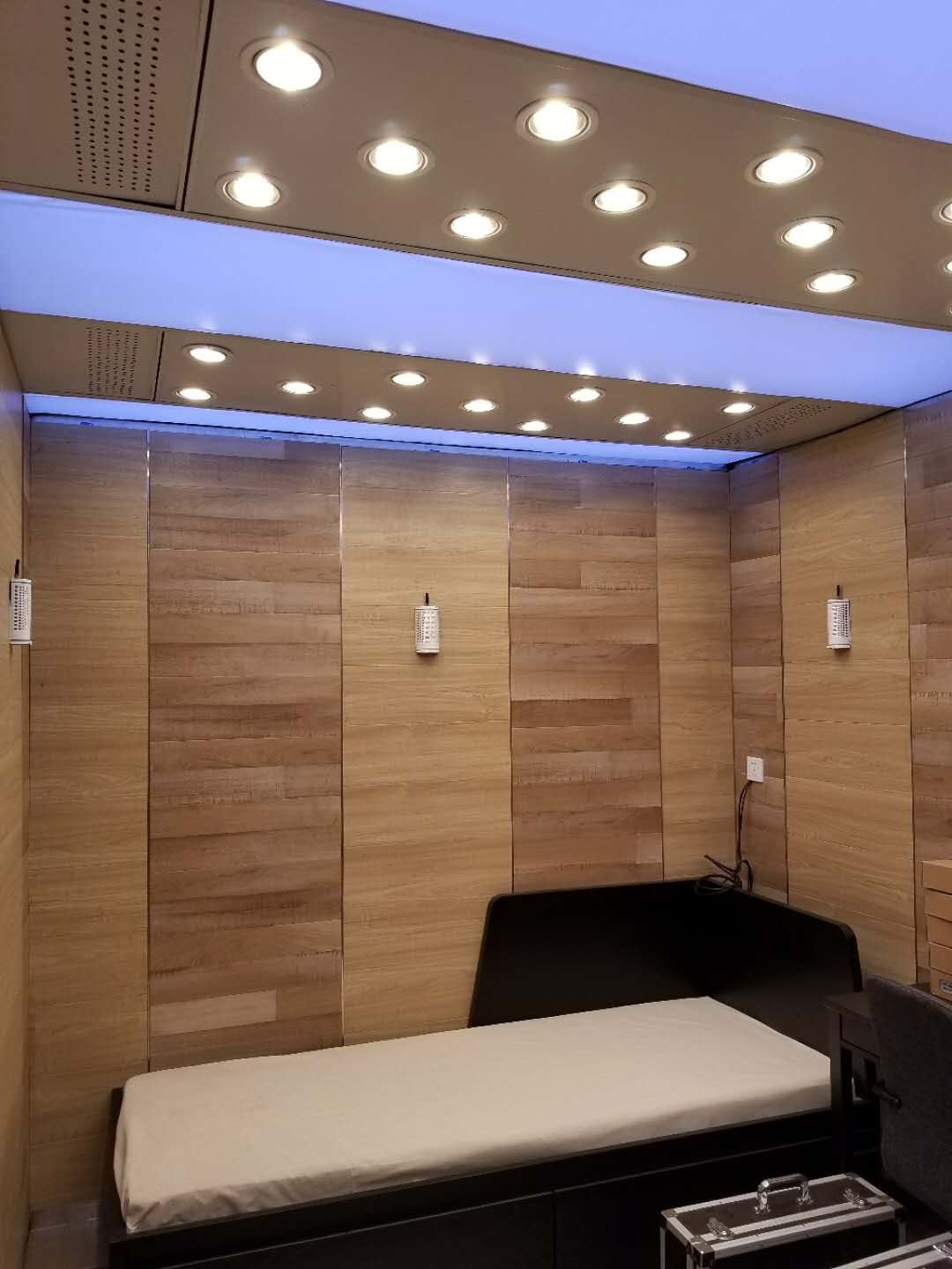 綠建實驗室內(nèi)部.jpg